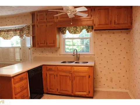 1141 Golfview Ter, Monroe, GA 30655 photo 11