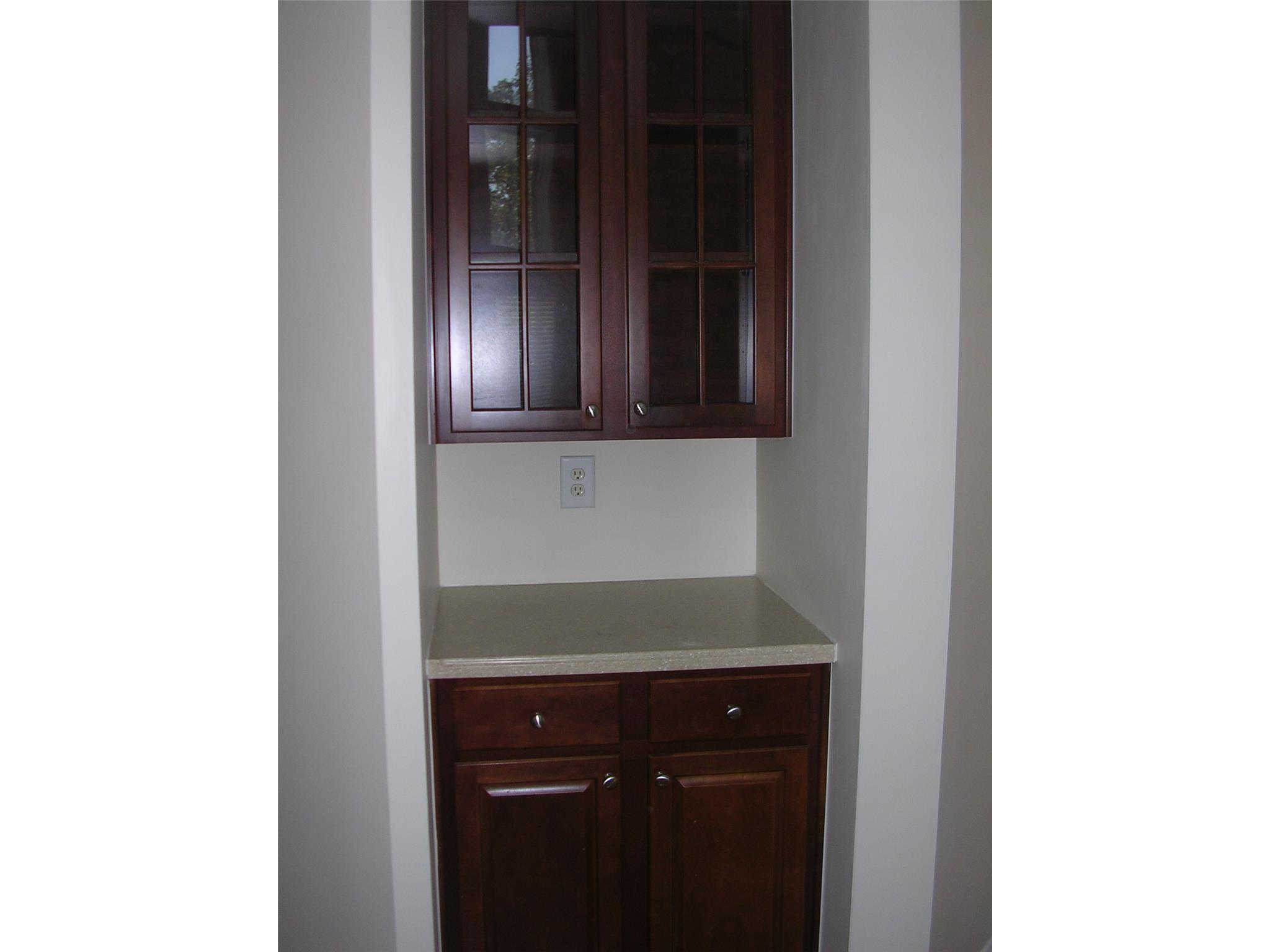 3990 Suwanee Bend Dr, Suwanee, GA 30024 photo 9