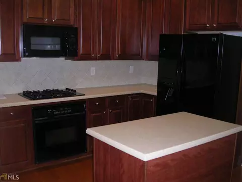3990 Suwanee Bend Dr, Suwanee, GA 30024 photo 8