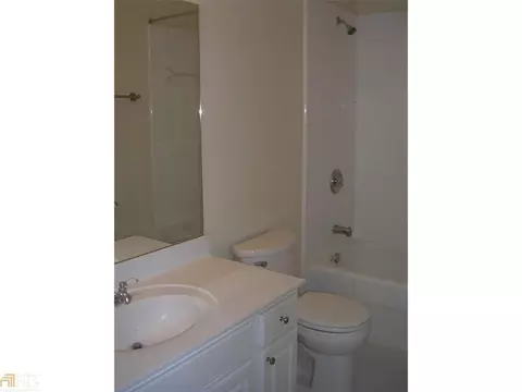 3990 Suwanee Bend Dr, Suwanee, GA 30024 photo 16