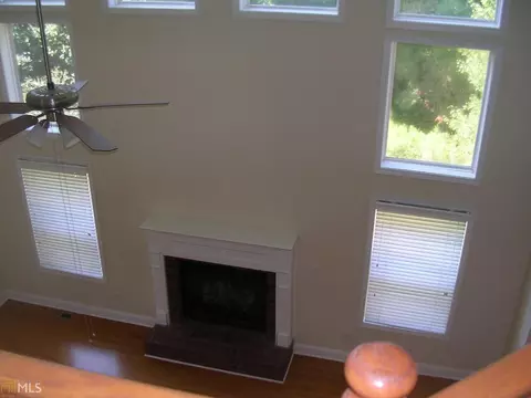 3990 Suwanee Bend Dr, Suwanee, GA 30024 photo 11