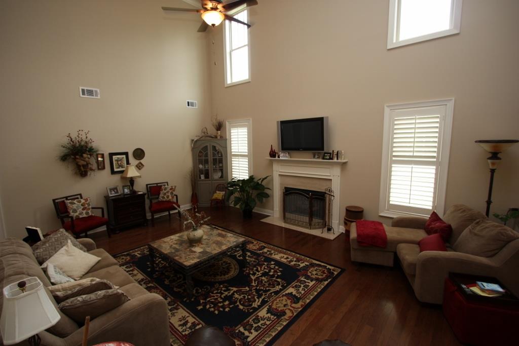 101 Plantation Ct, Lagrange, GA 30240 photo 2