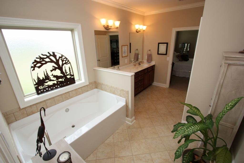 101 Plantation Ct, Lagrange, GA 30240 photo 6