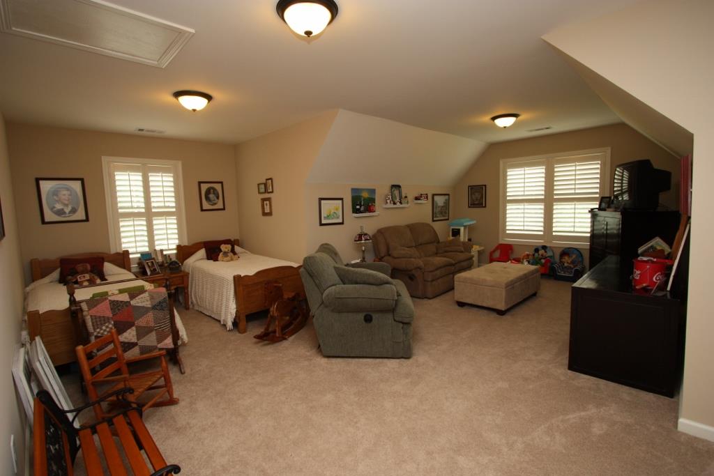 101 Plantation Ct, Lagrange, GA 30240 photo 17