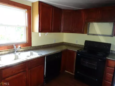 178 W E Smith Rd, Pembroke, GA 31321 photo 2