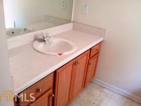 65 Riverbrooke Trl, Covington, GA 30016 photo 3