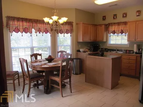 103 Waters Edge Dr, Lagrange, GA 30240 photo 3