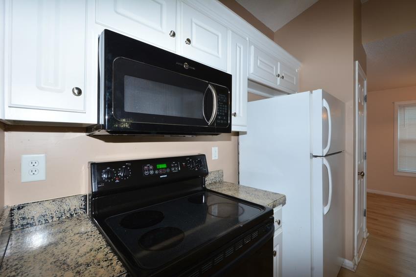 302 Carly Ct, Bethlehem, GA 30620 photo 12