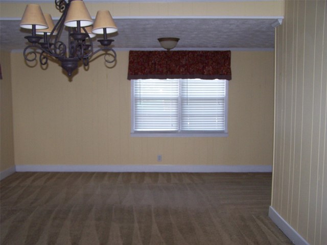 201 E Meadow Way Dr, Lagrange, GA 30241 photo 6