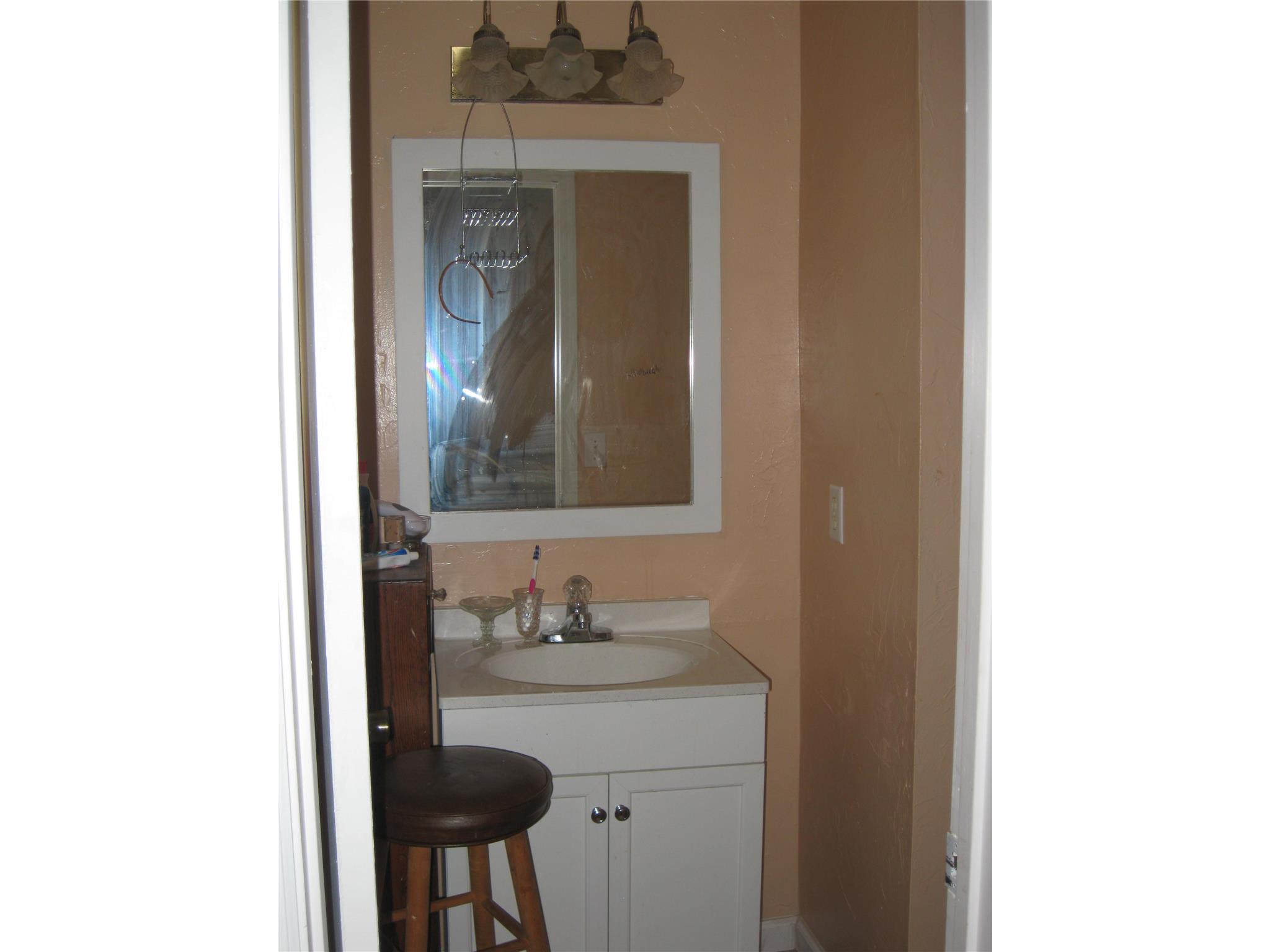 171 Grove St, Cornelia, GA 30531 photo 9
