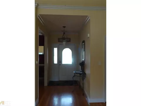 201 Willow Ridge Ln, Jackson, GA 30233 photo 2