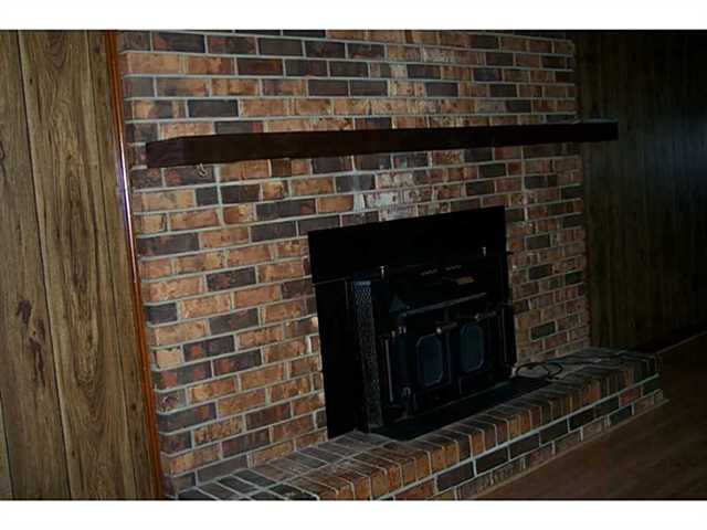 6471 Windsor Dr, Acworth, GA 30102 photo 4