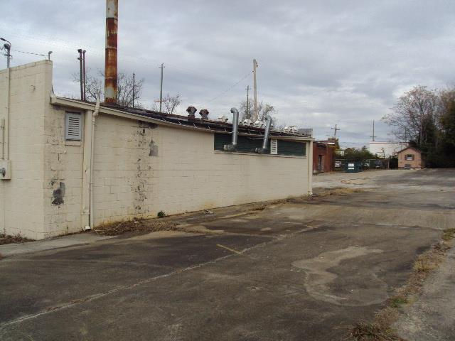 700 Barnesville St, Thomaston, GA 30286 photo 6
