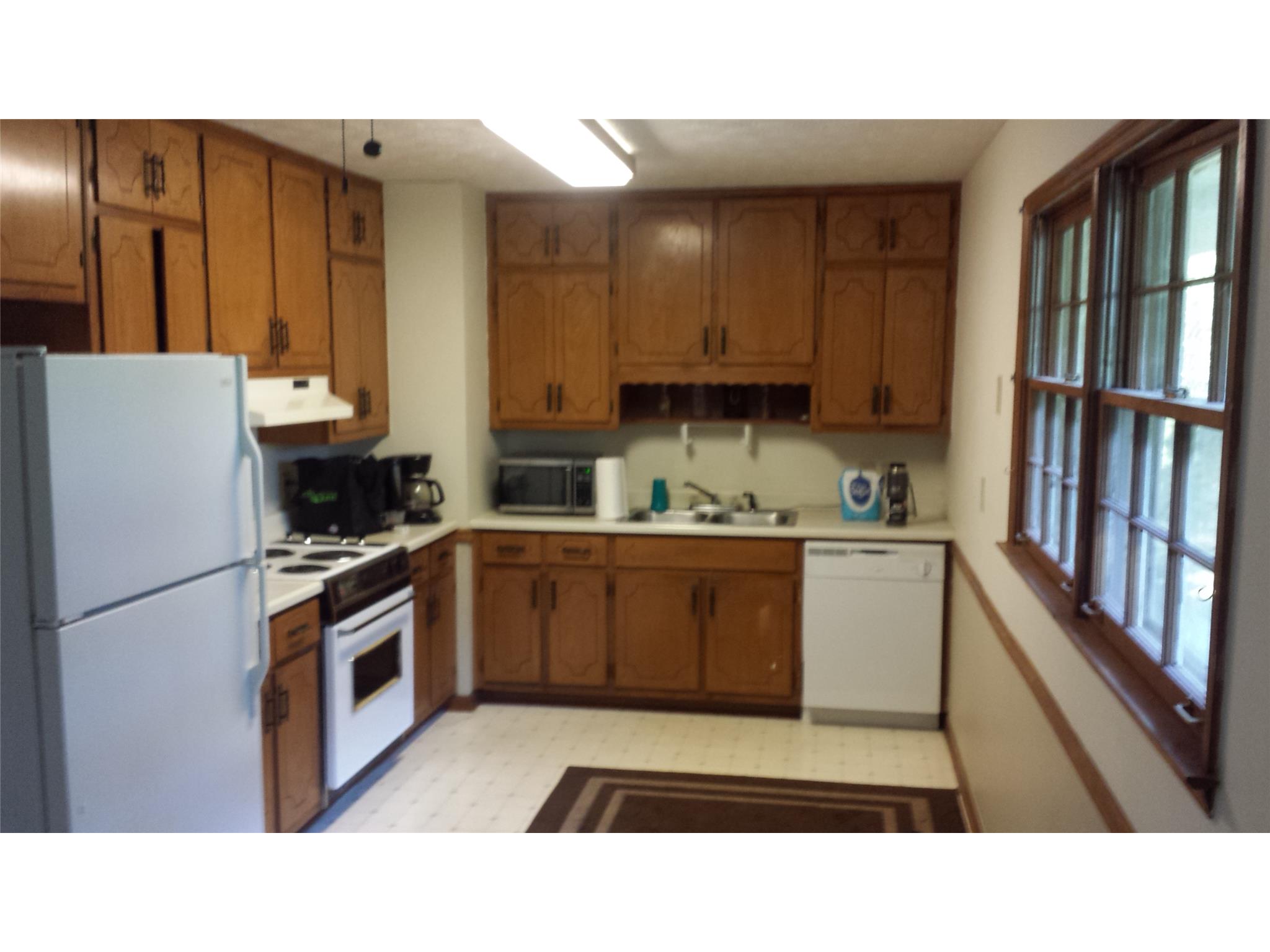 100 Fleeta Dr, Covington, GA 30016 photo 2