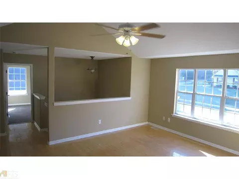 111 Glenwood Ct, Hampton, GA 30228 photo 8