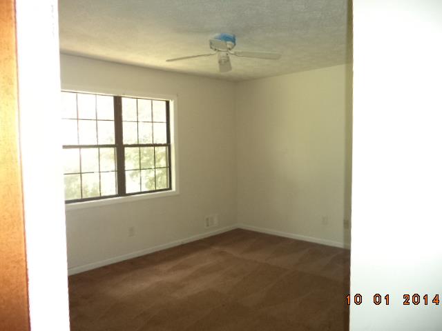 6613 Fleming Rd, Morrow, GA 30260 photo 11