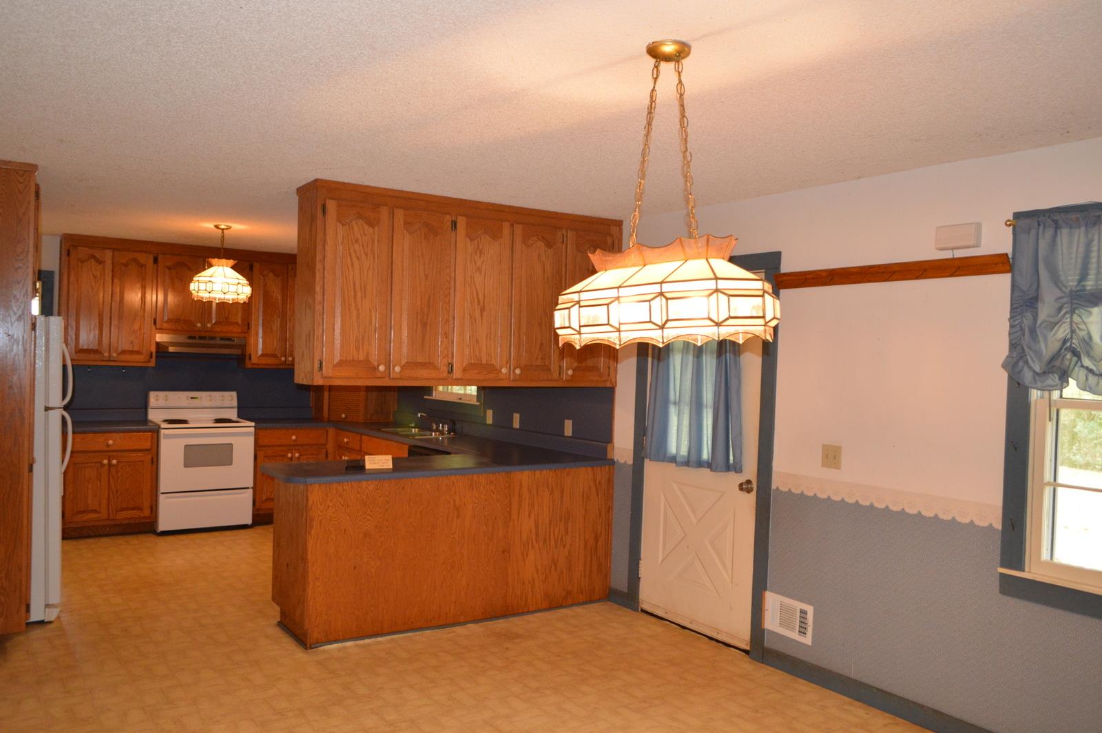 1013 Upper Burris Rd, Canton, GA 30114 photo 8