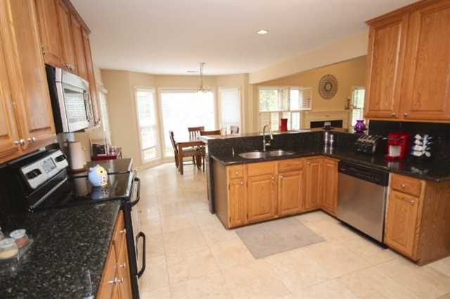 1155 Pebble Bend Dr, Grayson, GA 30017 photo 5