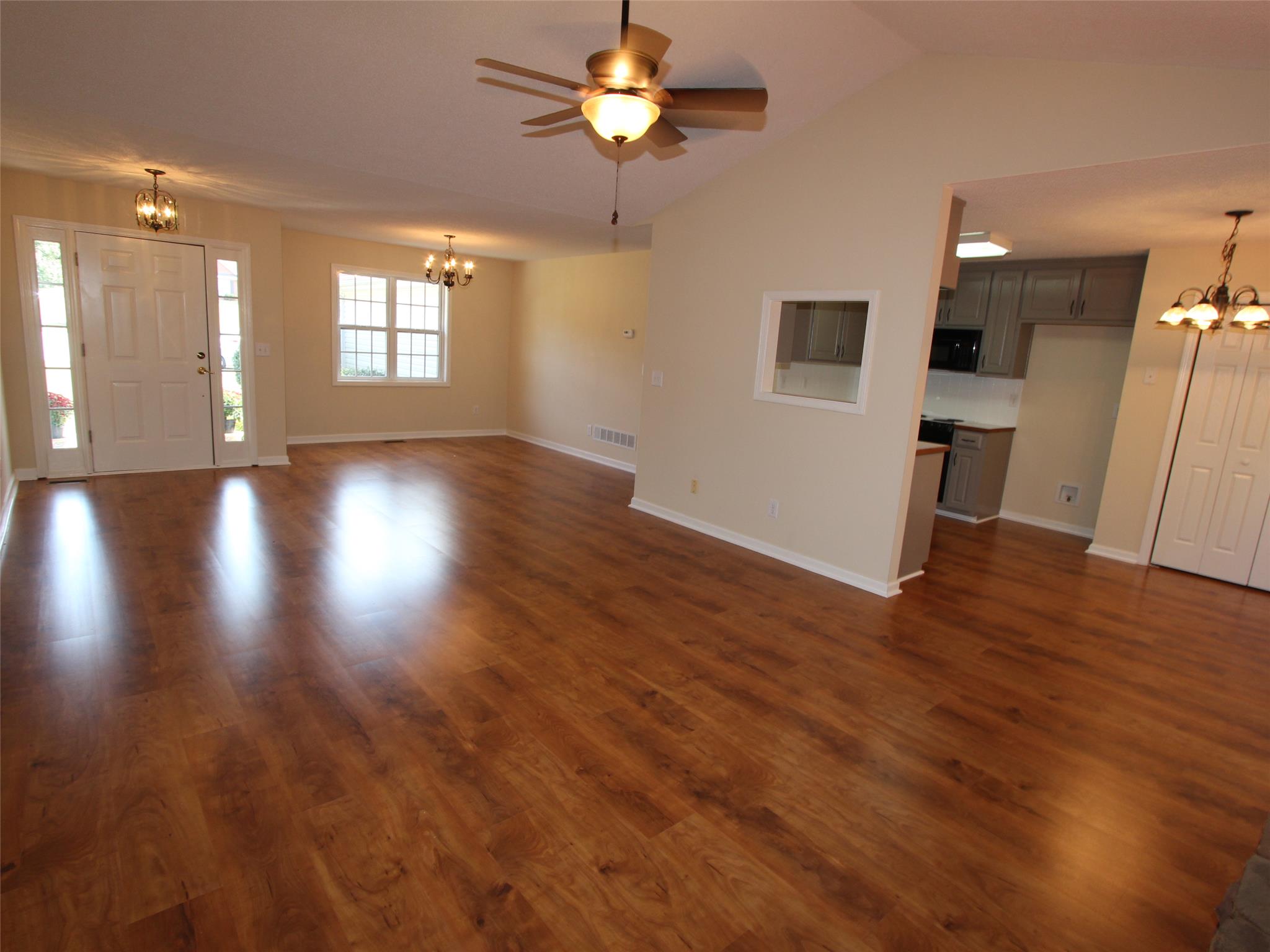 150 Castle Hl, Tyrone, GA 30290 photo 11