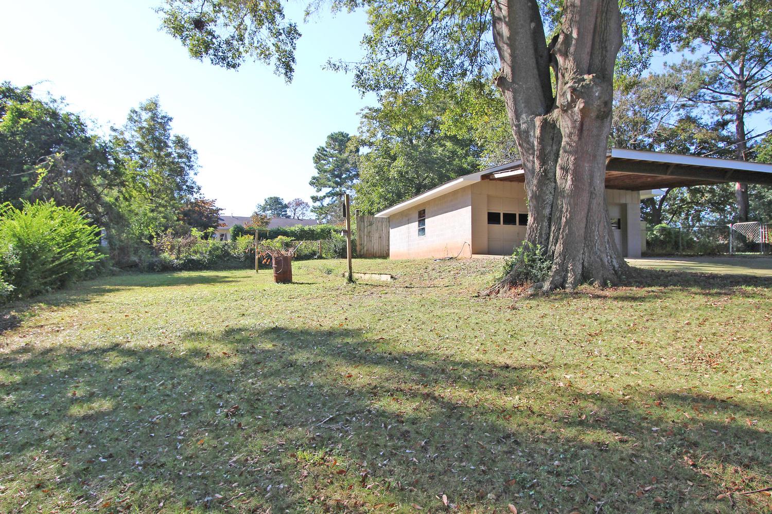 2297 Wallace Dr, Chamblee, GA 30341 photo 16