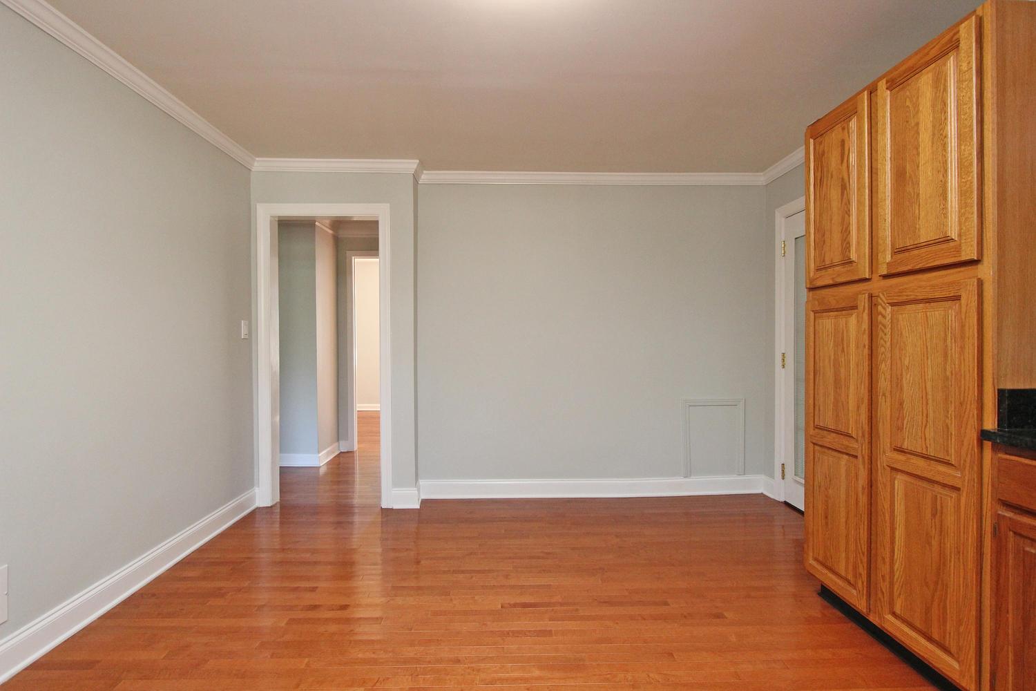 2297 Wallace Dr, Chamblee, GA 30341 photo 8