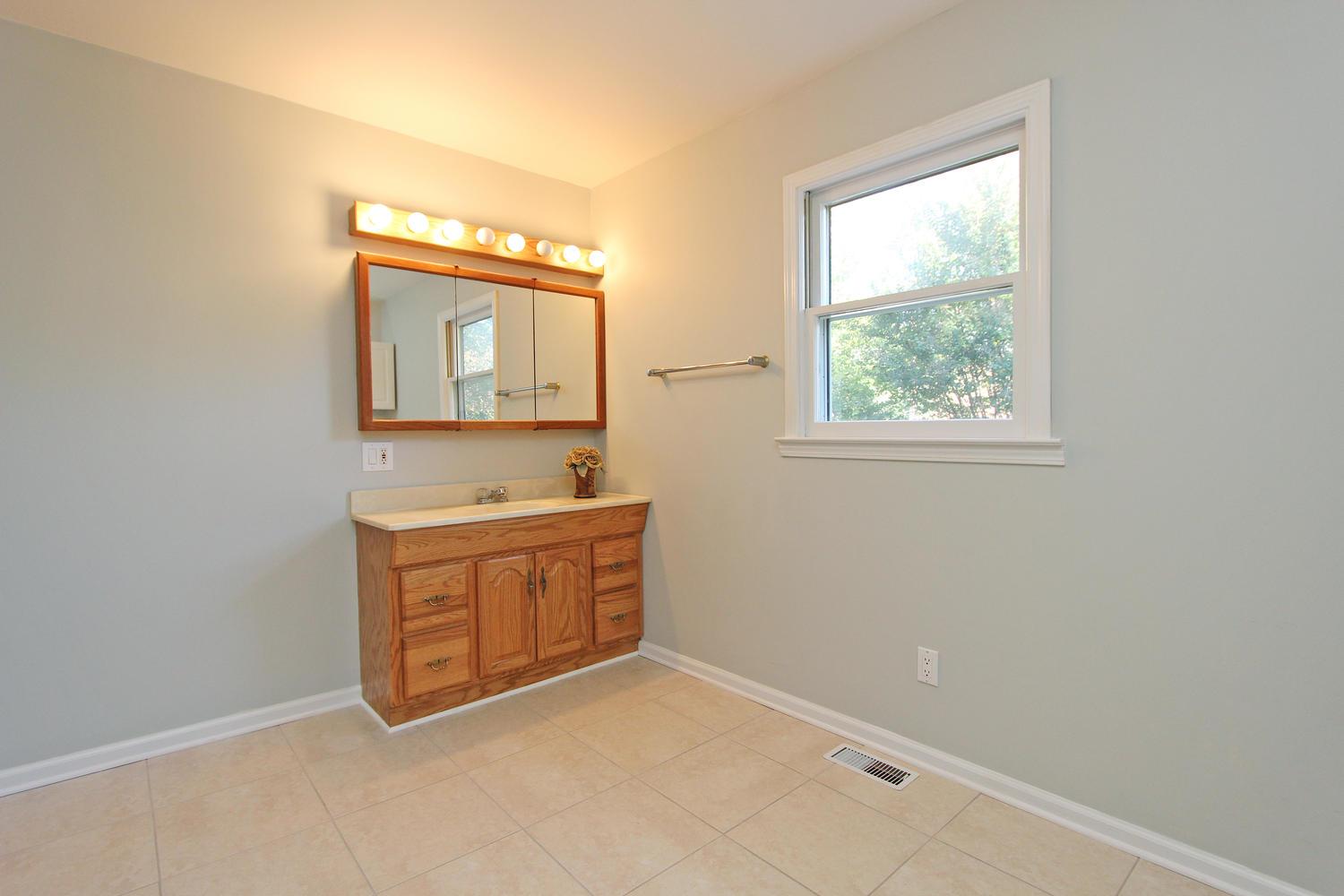 2297 Wallace Dr, Chamblee, GA 30341 photo 11