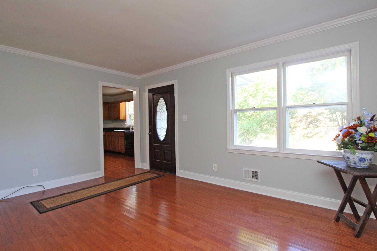 2297 Wallace Dr, Chamblee, GA 30341 photo 4