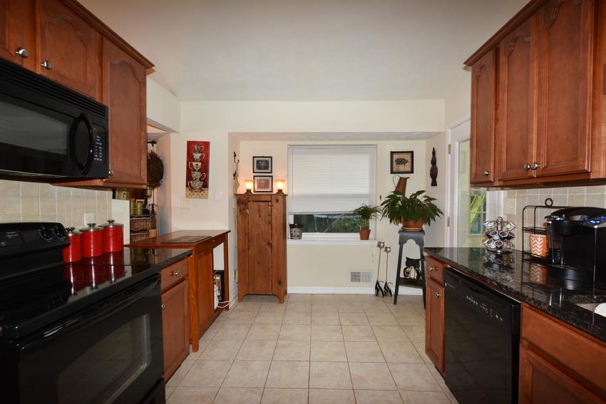 3913 Loring Ln, Duluth, GA 30096 photo 7