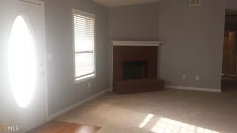 30 Shadowbrook Ln, Covington, GA 30016 photo 4