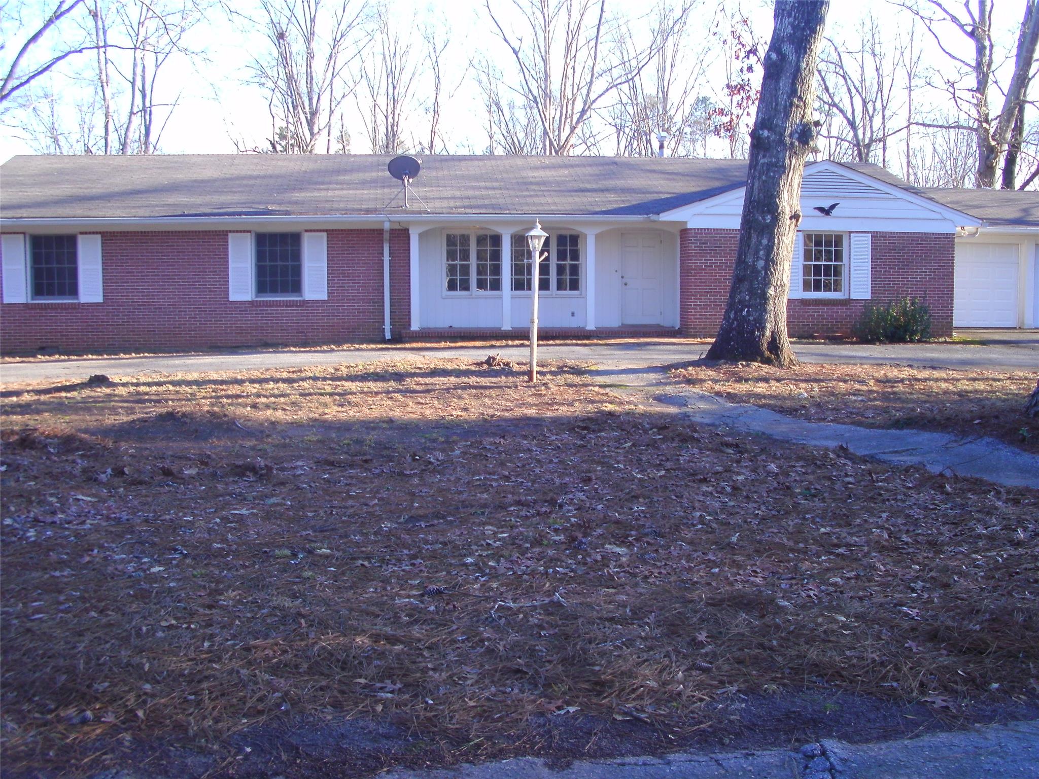 286 Crescent Dr, Winder, GA 30680 photo 1