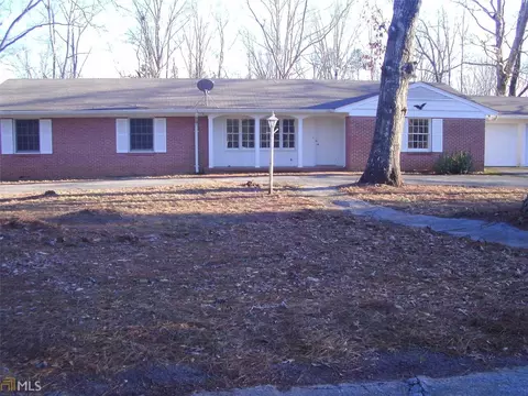 286 Crescent Dr, Winder, GA 30680 photo 1