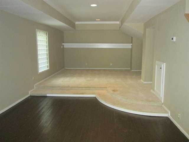 545 Elden Dr NE, Atlanta, GA 30342 photo 14