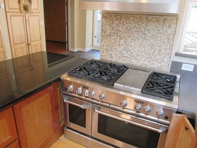 545 Elden Dr NE, Atlanta, GA 30342 photo 17