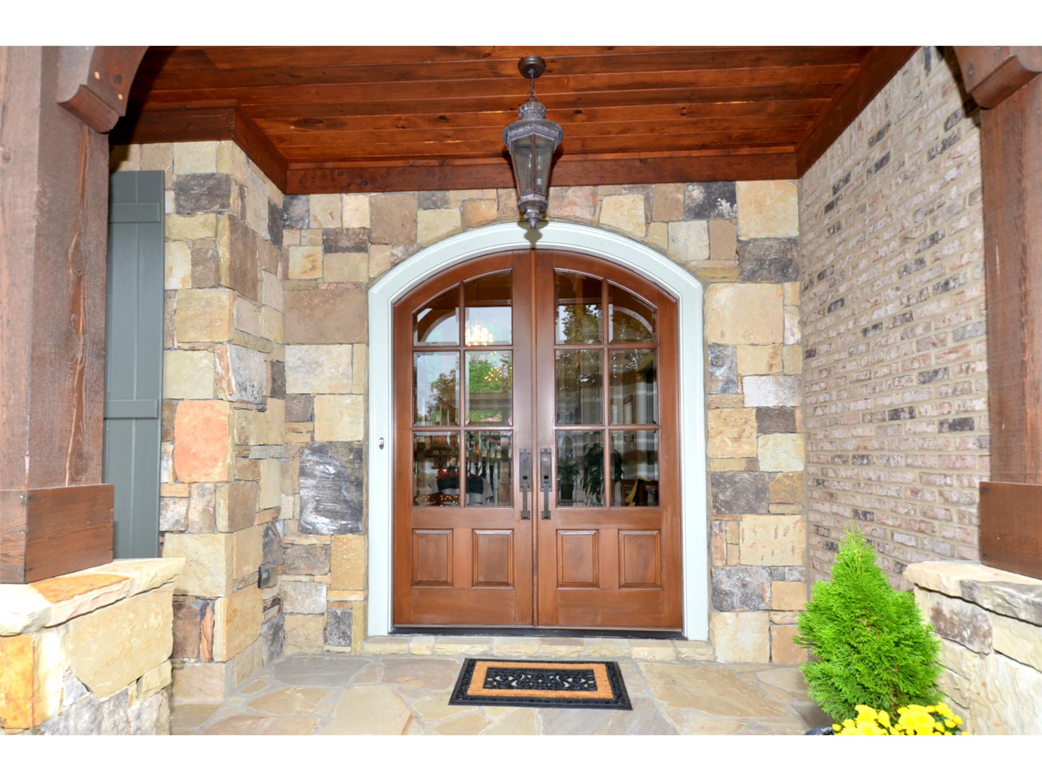 8345 Colonial Pl, Duluth, GA 30097 photo 2