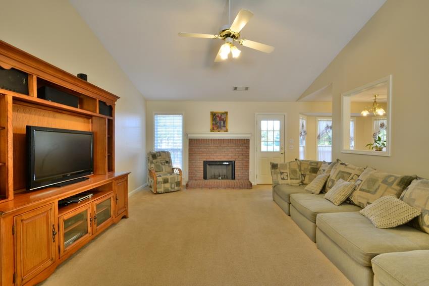 2514 Walking Path Ln, Dacula, GA 30019 photo 4