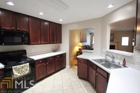 208 Covington Cv, Byron, GA 31008 photo 5