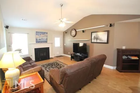 208 Covington Cv, Byron, GA 31008 photo 10