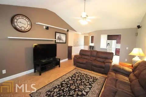 208 Covington Cv, Byron, GA 31008 photo 9