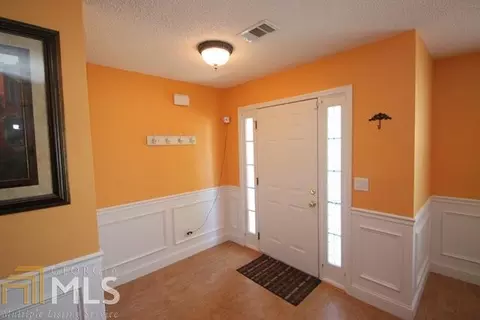 208 Covington Cv, Byron, GA 31008 photo 2