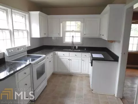 205 Glen Iris Dr, Monroe, GA 30655 photo 7