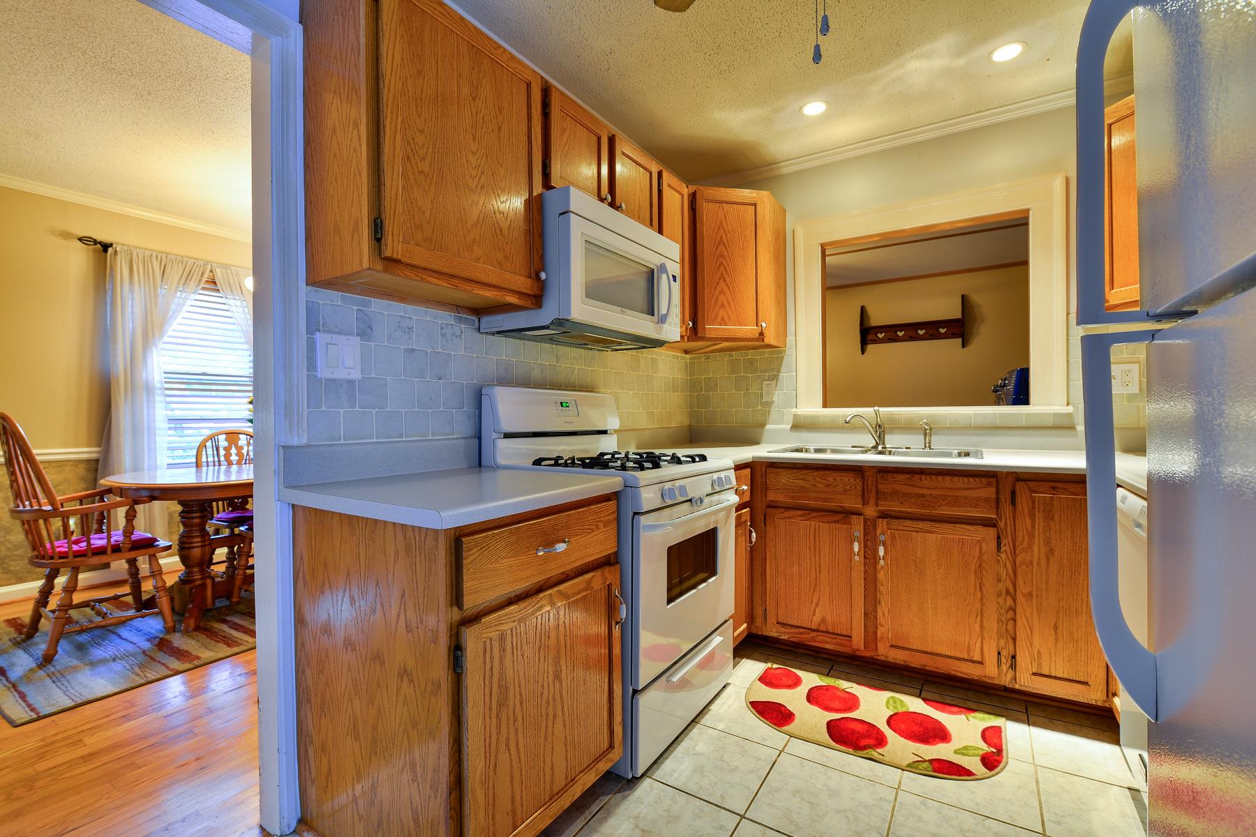 2053 Warren Dr, Austell, GA 30106 photo 11