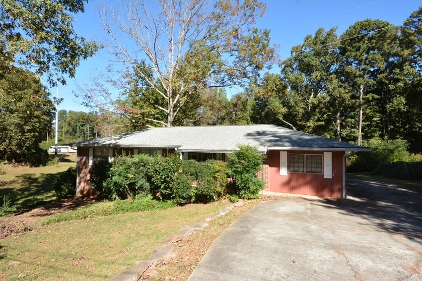 3218 Sharpton Dr, Duluth, GA 30096 photo 1