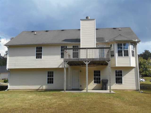 3258 Sharp Creek Ln, Buford, GA 30519 photo 2
