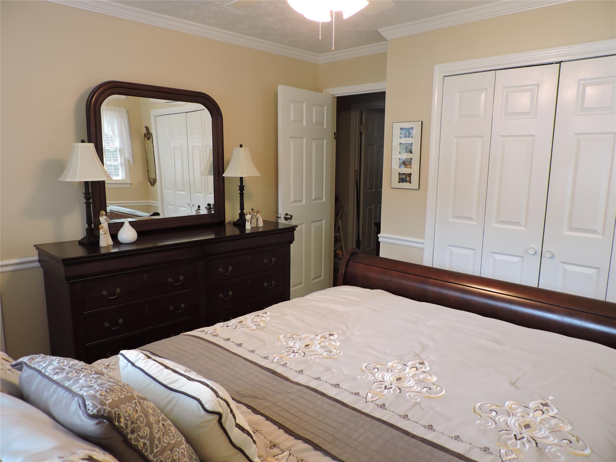 1731 Eldonlas Ct, Stone Mountain, GA 30087 photo 13