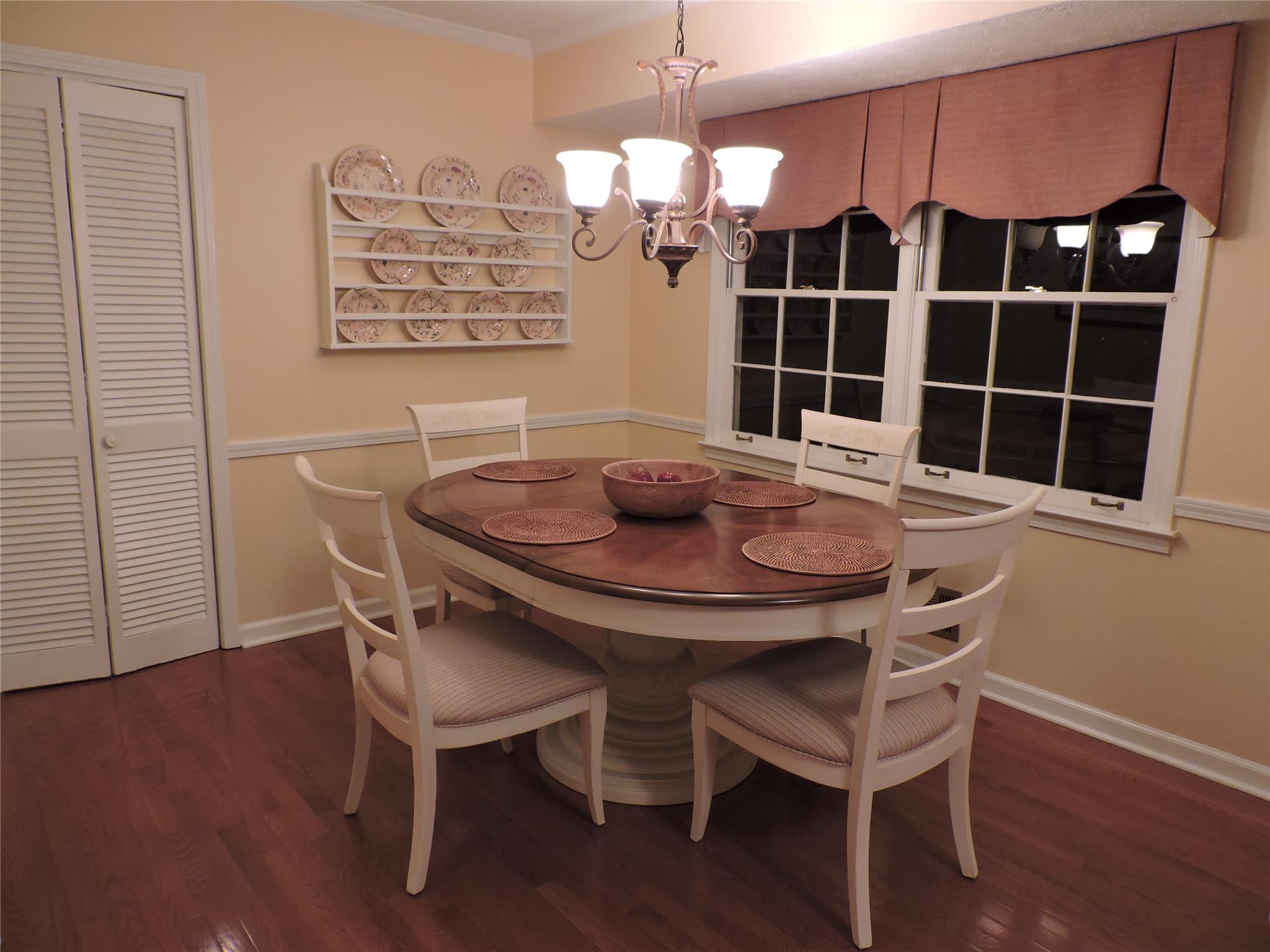 1731 Eldonlas Ct, Stone Mountain, GA 30087 photo 11