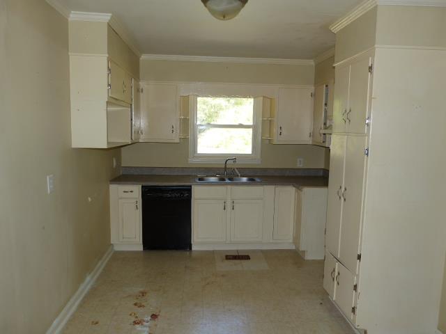 559 N Second St, Griffin, GA 30223 photo 9