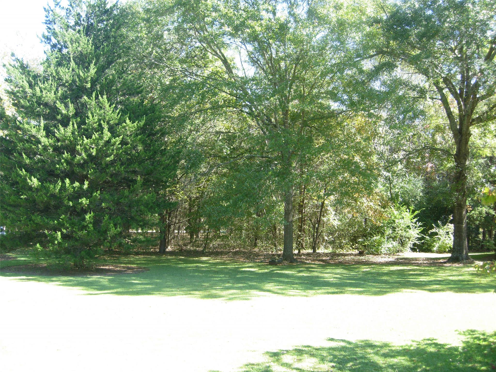 364 Currahee Pt, Toccoa, GA 30577 photo 2