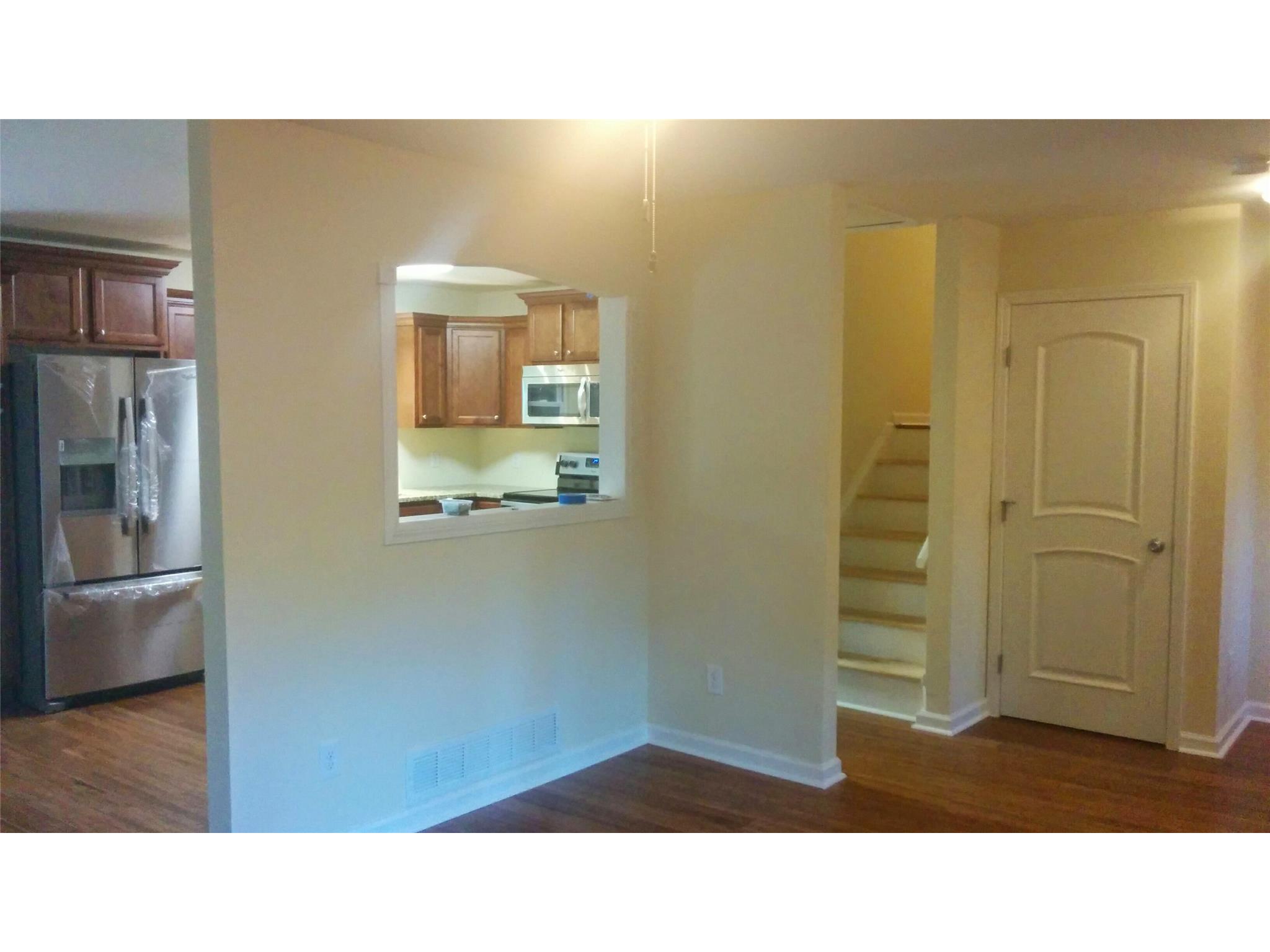 2747 King Arthur Ct, Buford, GA 30519 photo 8