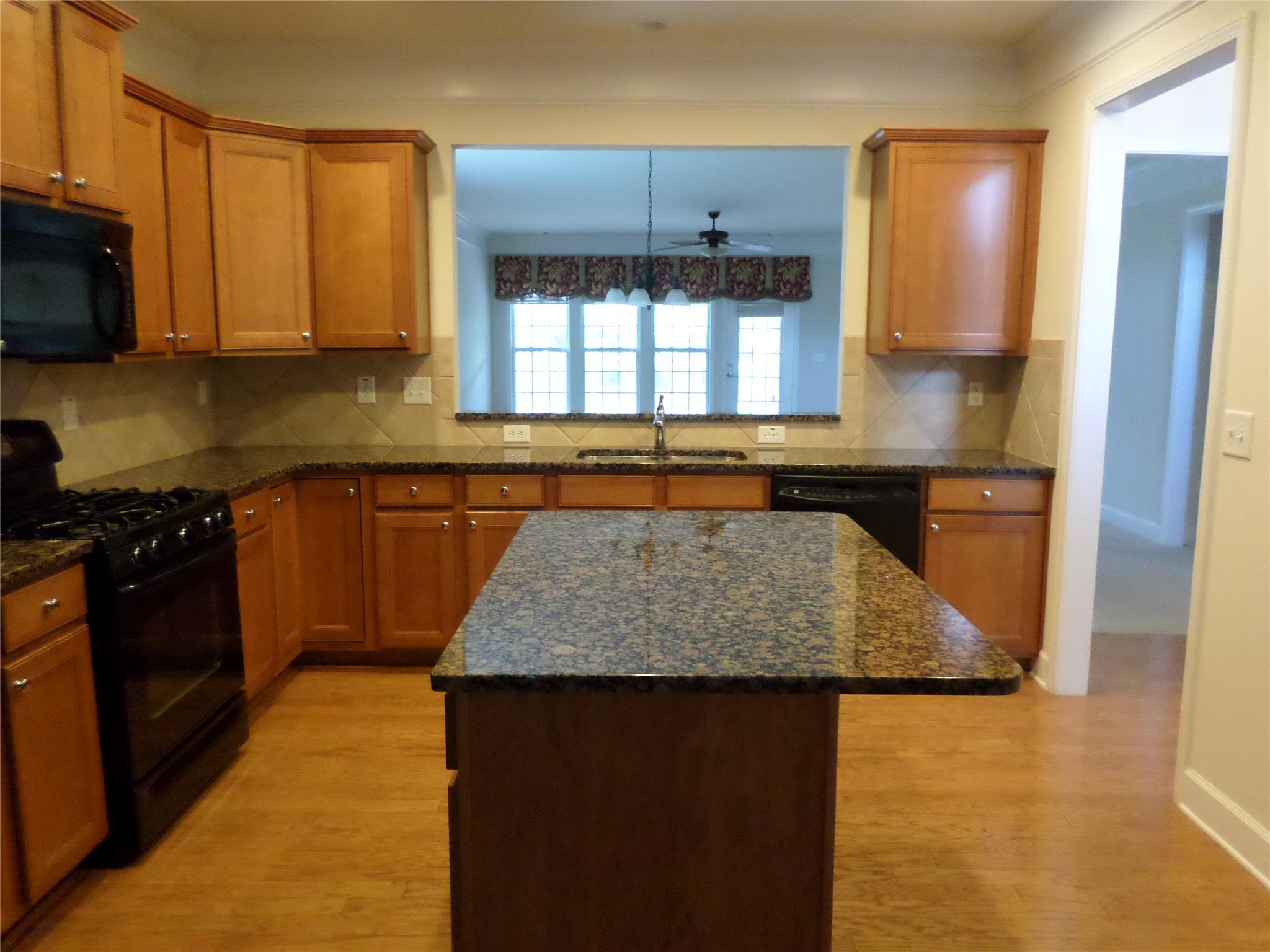 609 Pixie Ct, Griffin, GA 30223 photo 8