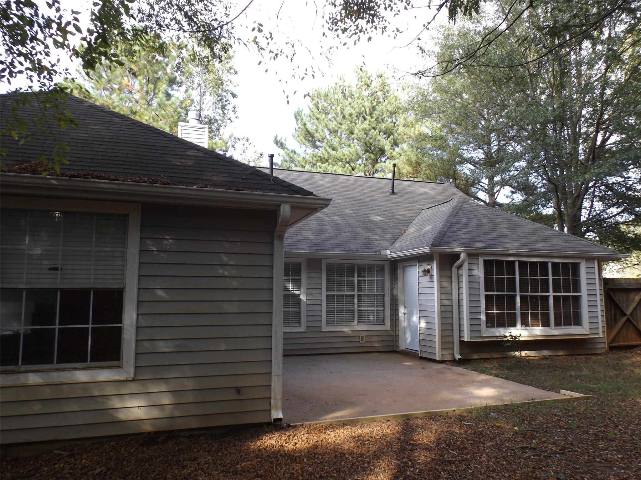 306 Eagle Ct, Stockbridge, GA 30281 photo 2